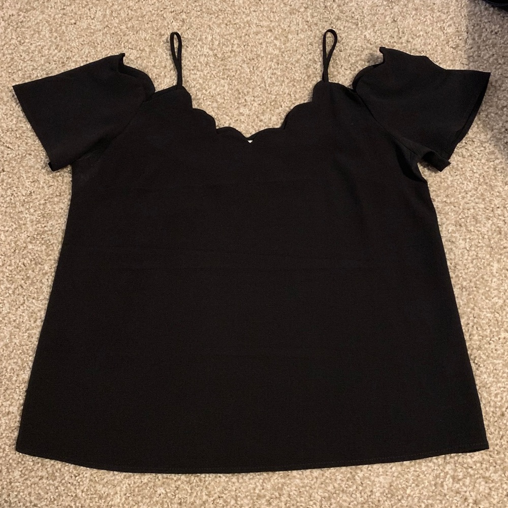 Black scalloped top blouse size small